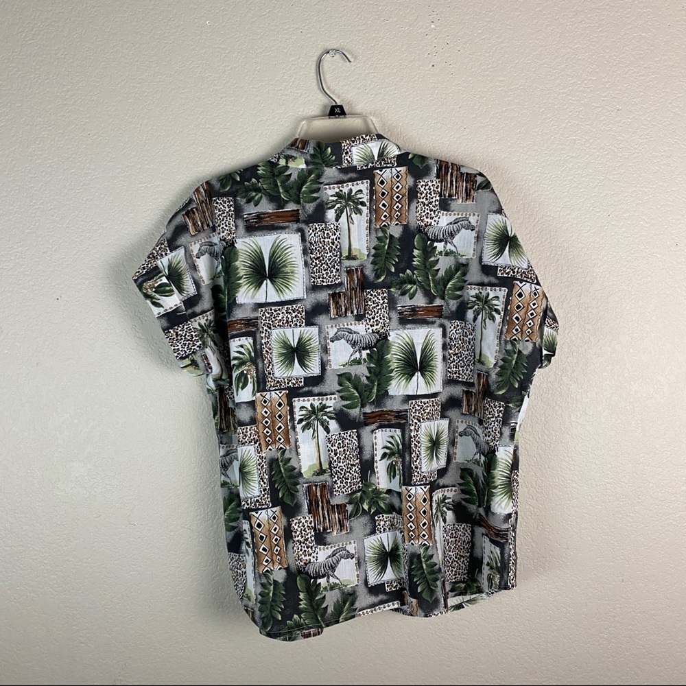 TCP & Co Animal Button Up Shirt Womans Size XL - Picture 4 of 5